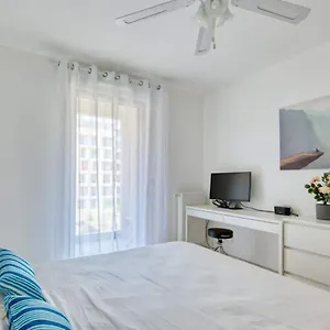 https://moderne-calme-proche-centre-parking-box.aixenprovencehotels.org
